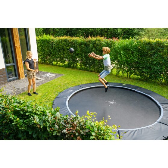 EXIT Dynamic ground level trampoline ø366cm with Freezone safety tiles - black