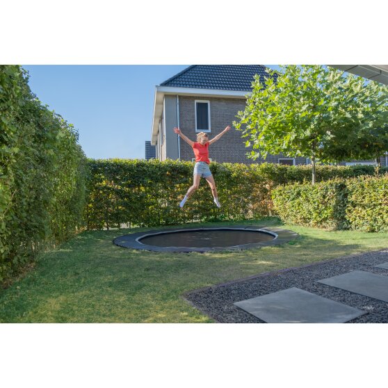 EXIT Dynamic ground level sports trampoline ø427cm - black